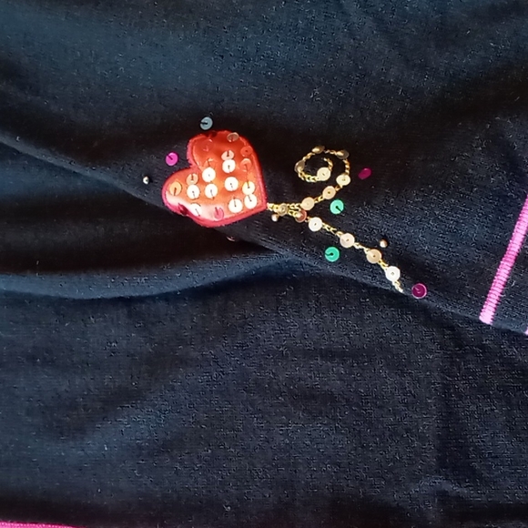 Bobbie Bell Heart Embellishment Cardigan w Heart Buttons and Pin XL - Picture 4 of 8
